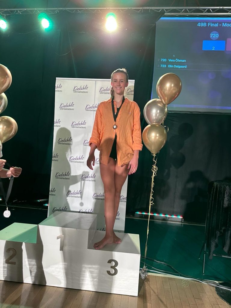 c733dd55-587b-4466-96b5-4b688c75b842